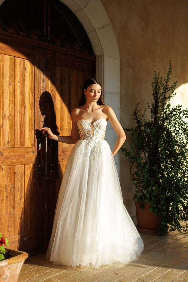 Tina Holly TW480 Elegant Off-Shoulder Applique Lace Wedding Dress with Detachable Straps